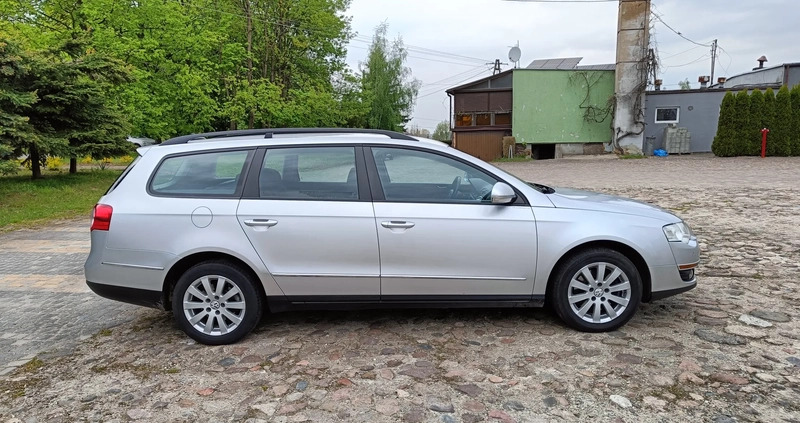 Volkswagen Passat cena 16900 przebieg: 238556, rok produkcji 2008 z Łosice małe 172